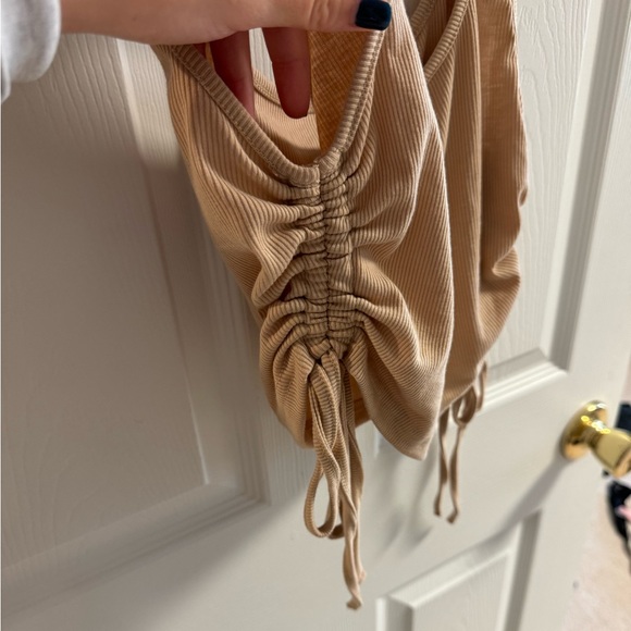 SHEIN Tan Ruched Crop Tank Top - Picture 4 of 4